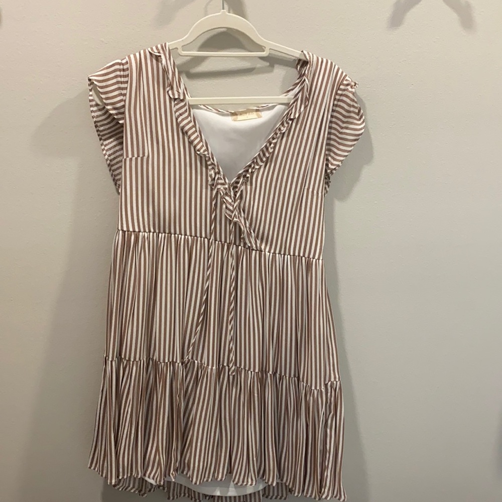 Altar’d State dress SO CUTE!!